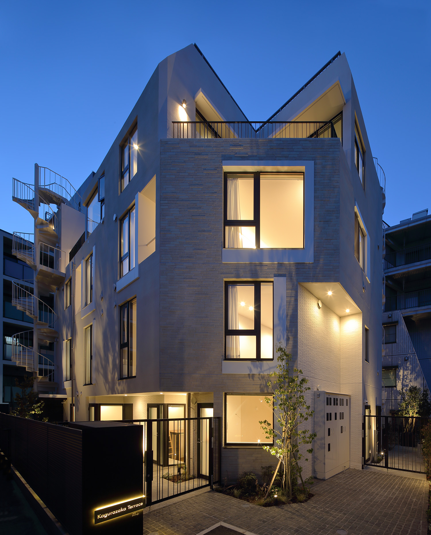Dew Studio Kagurazaka Terrace